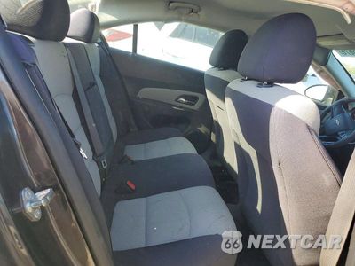 Zdjęcie 10 z 12 samochodu: 2014 CHEVROLET CRUZE LS VIN:1G1PA5SGXE7306522 - miniatura