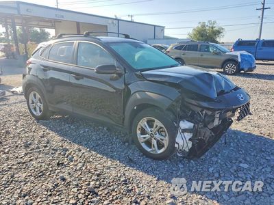 Czwarte zdjęcie samochodu z boku: 2023 HYUNDAI KONA SEL VIN:KM8K3CAB1PU024971 - miniatura