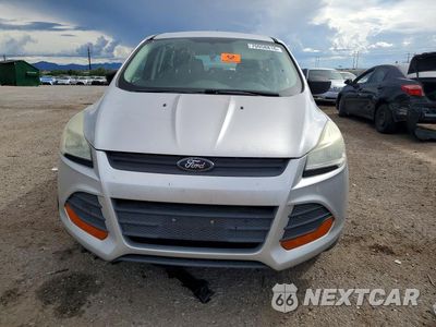 Piąte zdjęcie samochodu w środku: 2014 FORD ESCAPE S VIN:1FMCU0F76EUA22392 - miniatura