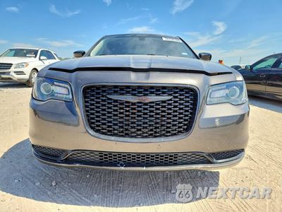 Piąte zdjęcie samochodu w środku: 2020 CHRYSLER 300 TOURING VIN:2C3CCARG1LH233724 - miniatura