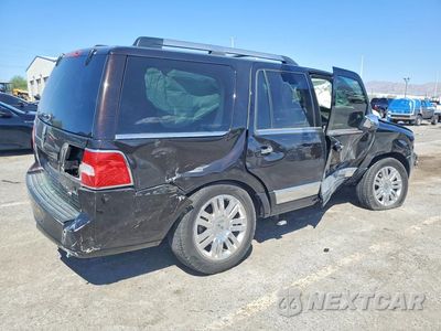 Trzecie zdjęcie samochodu z tyłu: 2013 LINCOLN NAVIGATOR VIN:5LMJJ2J54DEL06983 - miniatura