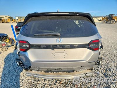 Zdjęcie 6 z 14 samochodu: 2025 HONDA PILOT TOURING VIN:5FNYG1H75SB076968 - miniatura