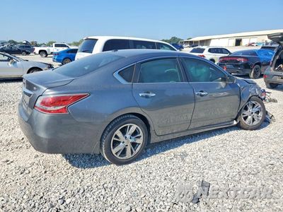 Trzecie zdjęcie samochodu z tyłu: 2015 NISSAN ALTIMA 2.5 SV VIN:1N4AL3AP9FC260998 - miniatura