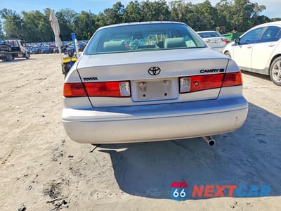 Zdjęcie 6 z 12 samochodu: 2000 TOYOTA CAMRY LE VIN:4T1BG22K0YU648498 - miniatura
