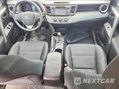 Zdjęcie 8 z 13 samochodu: 2018 TOYOTA RAV4 LE VIN:2T3BFREV0JW707998 - miniatura