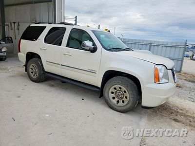 Czwarte zdjęcie samochodu z boku: 2012 GMC YUKON SLT VIN:1GKS2CE01CR150135 - miniatura