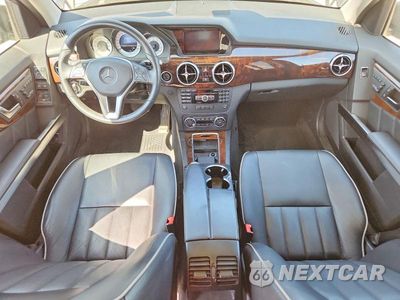 Zdjęcie 8 z 12 samochodu: 2013 MERCEDES-BENZ GLK 350 VIN:WDCGG5HB3DG108651 - miniatura