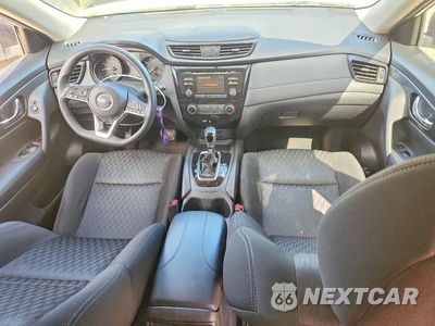 Zdjęcie 8 z 13 samochodu: 2017 NISSAN ROGUE S VIN:KNMAT2MT3HP515721 - miniatura