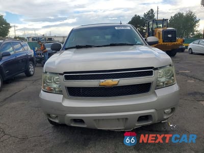 Piąte zdjęcie samochodu w środku: 2007 CHEVROLET SUBURBAN K1500 VIN:1GNFK16367R318522 - miniatura