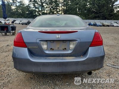 Zdjęcie 6 z 12 samochodu: 2007 HONDA ACCORD EX VIN:1HGCM56857A183882 - miniatura