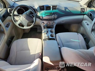 Zdjęcie 8 z 13 samochodu: 2008 TOYOTA HIGHLANDER BASE VIN:JTEDS41A682060080 - miniatura
