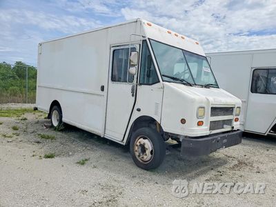 Czwarte zdjęcie samochodu z boku: 2000 FREIGHTLINER MT45 CHASSIS DELIVERY TRUCK VIN:4UZA4FA46YCF82045 - miniatura