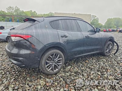 Trzecie zdjęcie samochodu z tyłu: 2022 MASERATI LEVANTE BASE VIN:ZN661XUA5NX400572 - miniatura