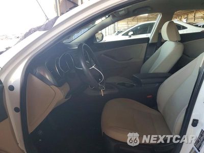 Zdjęcie 7 z 12 samochodu: 2015 KIA OPTIMA VIN:5XXGM4A73FG363521 - miniatura