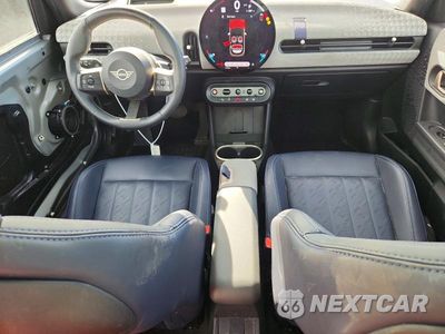 Zdjęcie 8 z 13 samochodu: 2025 MINI COOPER S VIN:WMW53GD05S2W45828 - miniatura