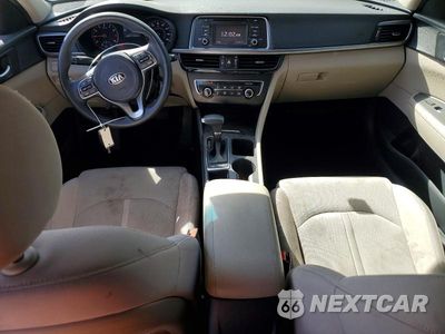 Zdjęcie 8 z 12 samochodu: 2016 KIA OPTIMA LX VIN:KNAGT4L3XG5074006 - miniatura