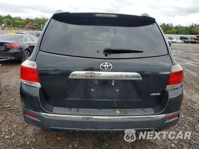Zdjęcie 6 z 13 samochodu: 2013 TOYOTA HIGHLANDER SE VIN:5TDBK3EH1DS201394 - miniatura