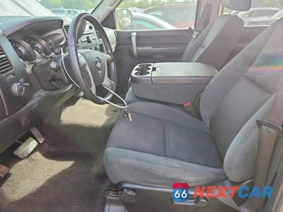Zdjęcie 7 z 13 samochodu: 2009 CHEVROLET SILVERADO K1500 LT VIN:3GCEK23C49G233826 - miniatura