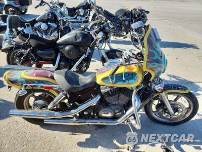 1999 HONDA VT1100 C 1HFSC1809XA302939 - główne zdjęcie licytacji z USA - miniatura