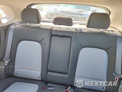 Zdjęcie 10 z 13 samochodu: 2023 HYUNDAI KONA SE VIN:KM8K22AB5PU996201 - miniatura