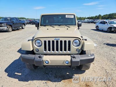 Piąte zdjęcie samochodu w środku: 2017 JEEP WRANGLER UNLIMITED SAHARA VIN:1C4HJWEG5HL605716 - miniatura