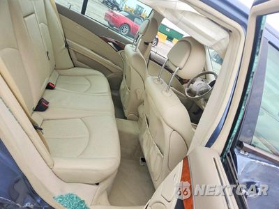 Zdjęcie 10 z 12 samochodu: 2005 MERCEDES-BENZ E 320 4MATIC VIN:WDBUF82J45X174896 - miniatura