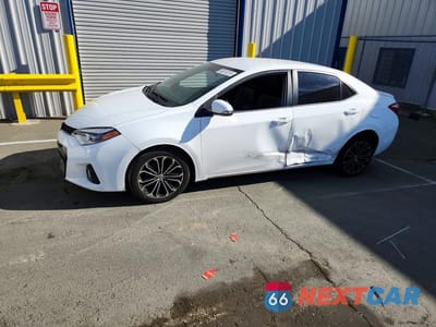 2015 TOYOTA COROLLA S PLUS 5YFBURHE1FP339298 - główne zdjęcie licytacji z USA - miniatura