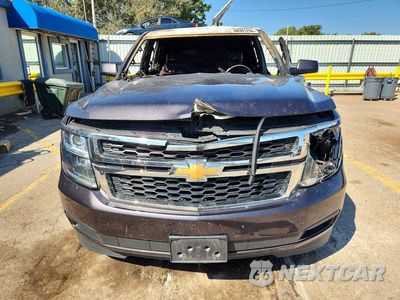 Piąte zdjęcie samochodu w środku: 2018 CHEVROLET TAHOE K1500 LT VIN:1GNSKBKC1JR292638 - miniatura