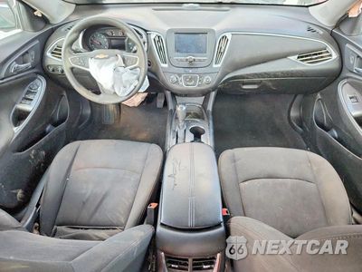 Zdjęcie 8 z 12 samochodu: 2018 CHEVROLET MALIBU LT VIN:1G1ZD5ST4JF259467 - miniatura