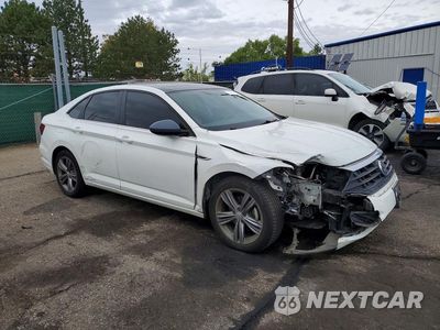 Czwarte zdjęcie samochodu z boku: 2020 VOLKSWAGEN JETTA S VIN:3VWCB7BU9LM040561 - miniatura