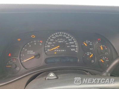 Zdjęcie 9 z 13 samochodu: 2007 CHEVROLET SILVERADO K2500 HEAVY DUTY VIN:1GCHK29DX7E171754 - miniatura