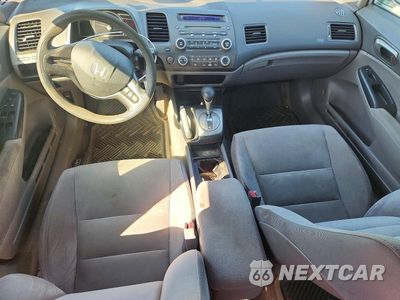 Zdjęcie 8 z 12 samochodu: 2007 HONDA CIVIC LX VIN:1HGFA16537L059327 - miniatura