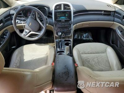 Zdjęcie 8 z 13 samochodu: 2014 CHEVROLET MALIBU 1LT VIN:1G11C5SL2EU150006 - miniatura