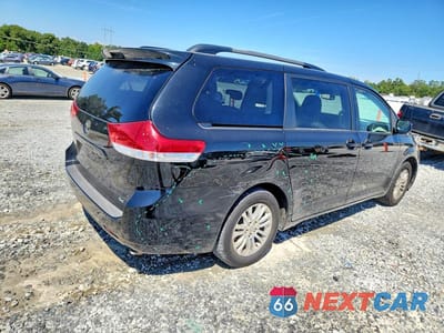 Trzecie zdjęcie samochodu z tyłu: 2011 TOYOTA SIENNA XLE 8-PASSENGER VIN:5TDYK3DC0BS160785 - miniatura
