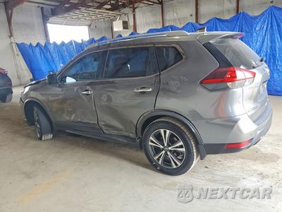 Drugie zdjęcie samochodu z przodu: 2019 NISSAN ROGUE SV VIN:JN8AT2MV5KW395617 - miniatura