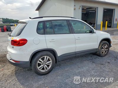 Trzecie zdjęcie samochodu z tyłu: 2017 VOLKSWAGEN TIGUAN S VIN:WVGBV7AX4HW501699 - miniatura