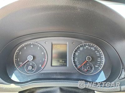 Zdjęcie 9 z 12 samochodu: 2014 VOLKSWAGEN PASSAT S VIN:1VWAT7A33EC027290 - miniatura