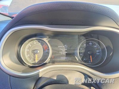 Zdjęcie 9 z 13 samochodu: 2016 JEEP CHEROKEE LIMITED VIN:1C4PJLDS4GW259350 - miniatura