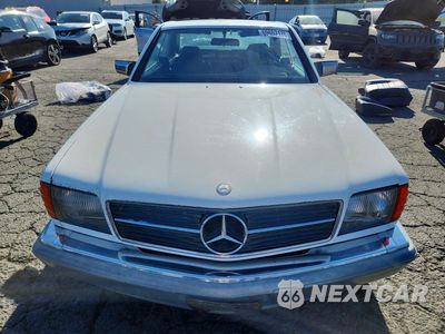 Piąte zdjęcie samochodu w środku: 1985 MERCEDES-BENZ 500 VIN:WDB1260441A134992 - miniatura
