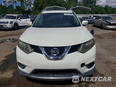 Piąte zdjęcie samochodu w środku: 2015 NISSAN ROGUE SV VIN:5N1AT2MT3FC882392 - miniatura