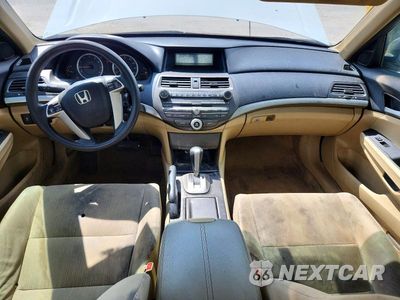 Zdjęcie 8 z 13 samochodu: 2011 HONDA ACCORD LX VIN:1HGCP2F31BA060650 - miniatura