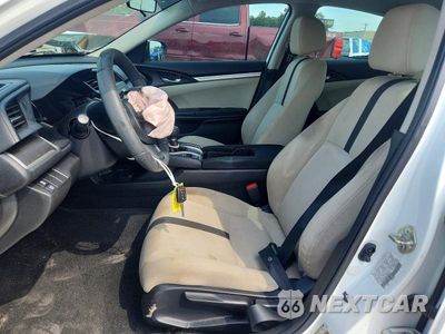 Zdjęcie 7 z 12 samochodu: 2018 HONDA CIVIC LX VIN:19XFC2E59JE035727 - miniatura