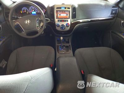 Zdjęcie 8 z 13 samochodu: 2010 HYUNDAI SANTA FE GLS VIN:5NMSG3AB5AH394585 - miniatura