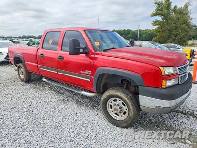 Czwarte zdjęcie samochodu z boku: 2005 CHEVROLET SILVERADO K2500 HEAVY DUTY VIN:1GCHK232X5F914413 - miniatura