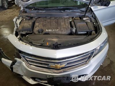 Zdjęcie 11 z 12 samochodu: 2017 CHEVROLET IMPALA LT VIN:2G1105S33H9176334 - miniatura