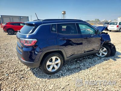 Trzecie zdjęcie samochodu z tyłu: 2018 JEEP COMPASS LATITUDE VIN:3C4NJDBB7JT223469 - miniatura