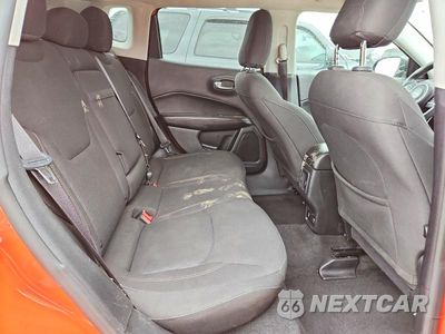 Zdjęcie 10 z 12 samochodu: 2018 JEEP COMPASS SPORT VIN:3C4NJCABXJT286111 - miniatura