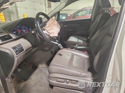 Zdjęcie 7 z 14 samochodu: 2017 HONDA ODYSSEY EXL VIN:5FNRL5H62HB015424 - miniatura