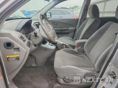 Zdjęcie 7 z 13 samochodu: 2007 HYUNDAI TUCSON SE VIN:KM8JN72D17U642191 - miniatura