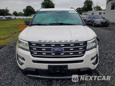 Piąte zdjęcie samochodu w środku: 2017 FORD EXPLORER XLT VIN:1FM5K8D82HGA52873 - miniatura